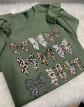 Load image into Gallery viewer, Camo Bows Sweatshirt
